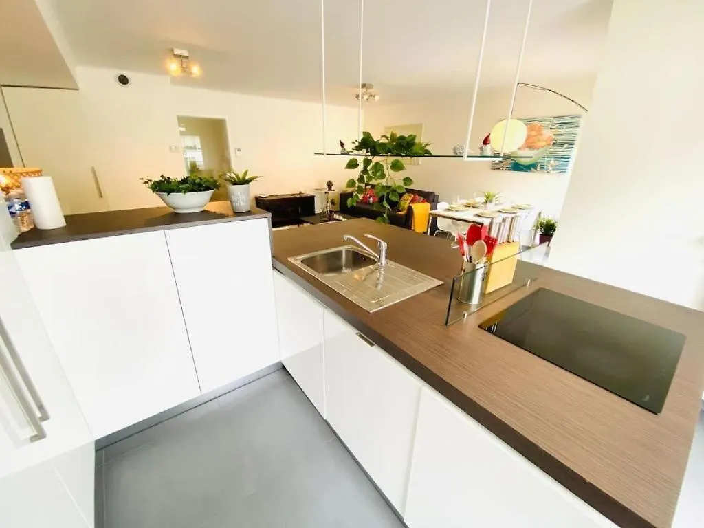 アパート Airy And Spacious 3 Bedroom W Terrace&Parking ルクセンブルク ルクセンブルク